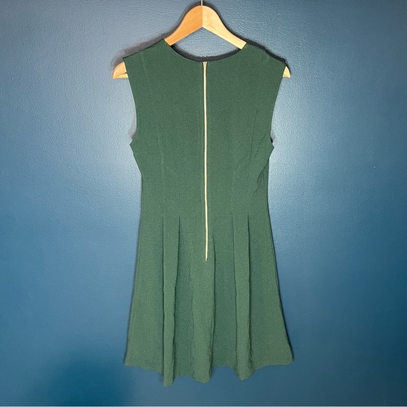Dynamite Forest Green Sleeveless Fit & Flare Dress NWT Size M - Picture 5 of 10